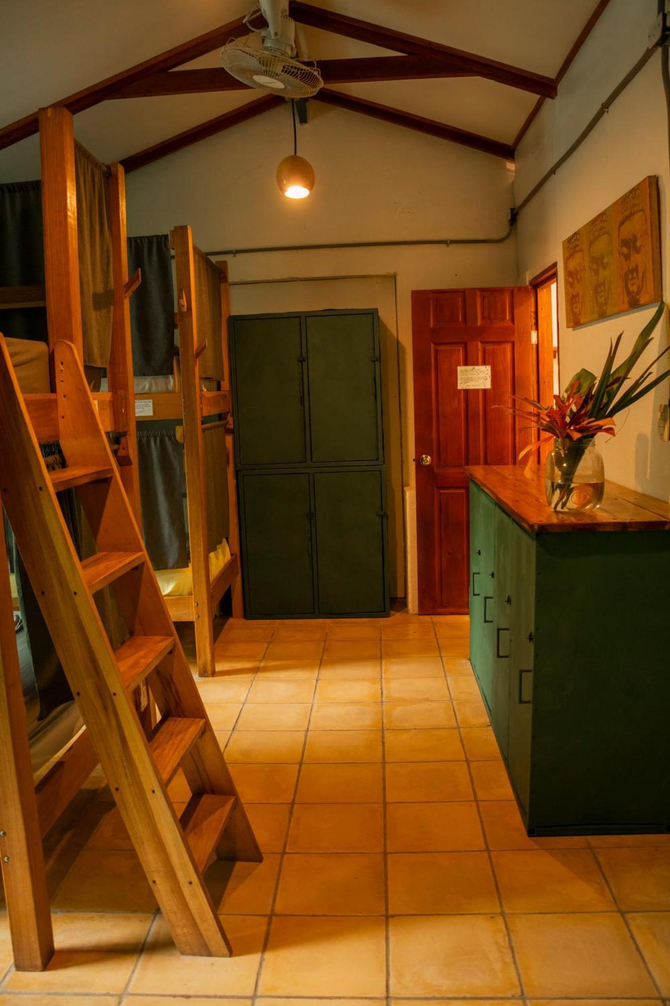 La Ruka Hostel Puerto Viejo de Talamanca Экстерьер фото